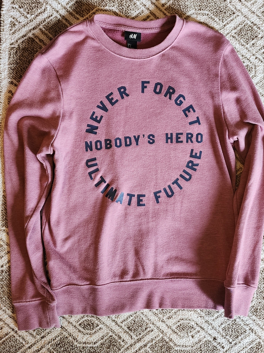 H&M Dusty Pink Crewneck Sweatshirt with Navy Graphic